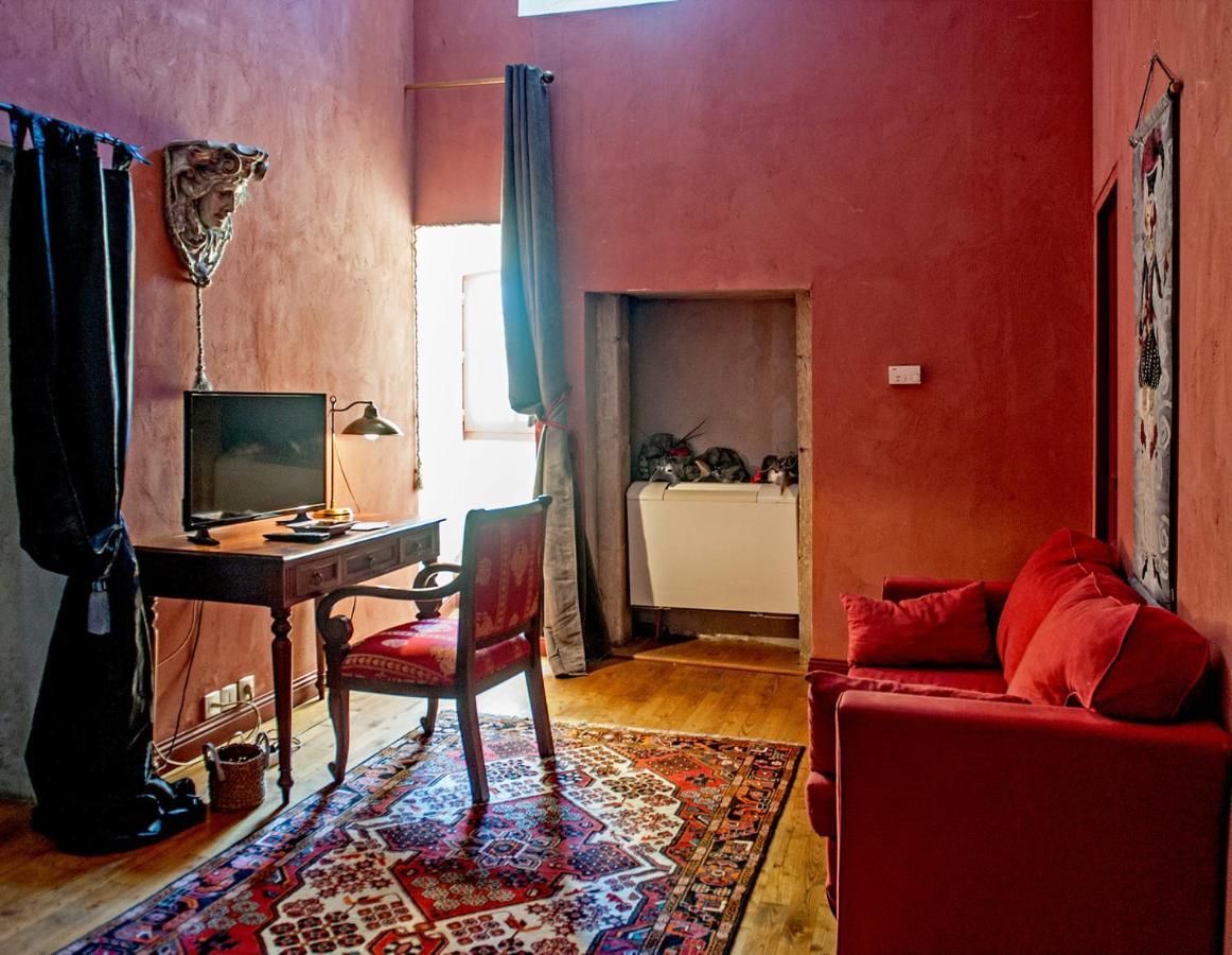 Demeure De Digoine "Chambre D'Hotes" Bourg-Saint-Andéol Exterior foto