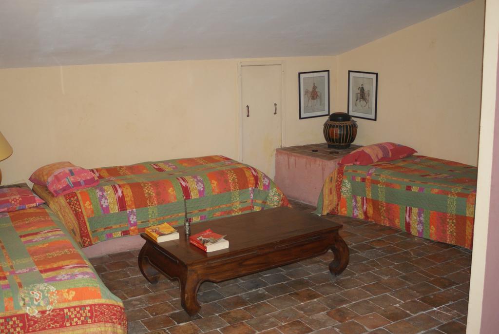 Demeure De Digoine "Chambre D'Hotes" Bourg-Saint-Andéol Exterior foto